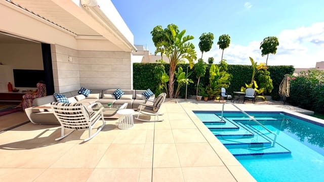 4 Zimmer Villa zu verkaufen in Los Montesinos - 595.000 € (Ref: 9997888)