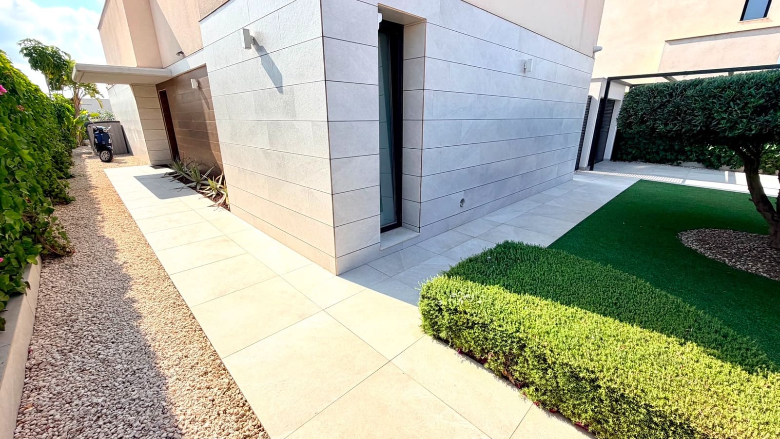 4 Zimmer Villa zu verkaufen in Los Montesinos - 595.000 € (Ref: 9997888)