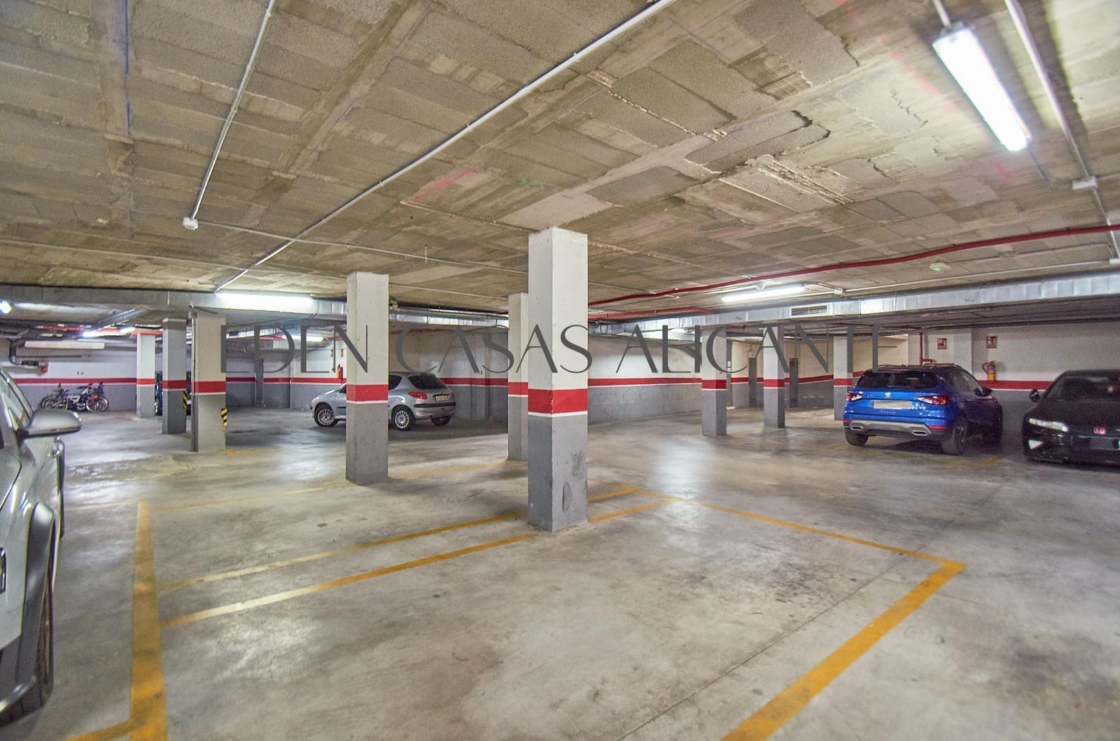 3 soveværelse Lejlighed til salg i El Campello med garage - € 289.000 (Ref: 10003828)