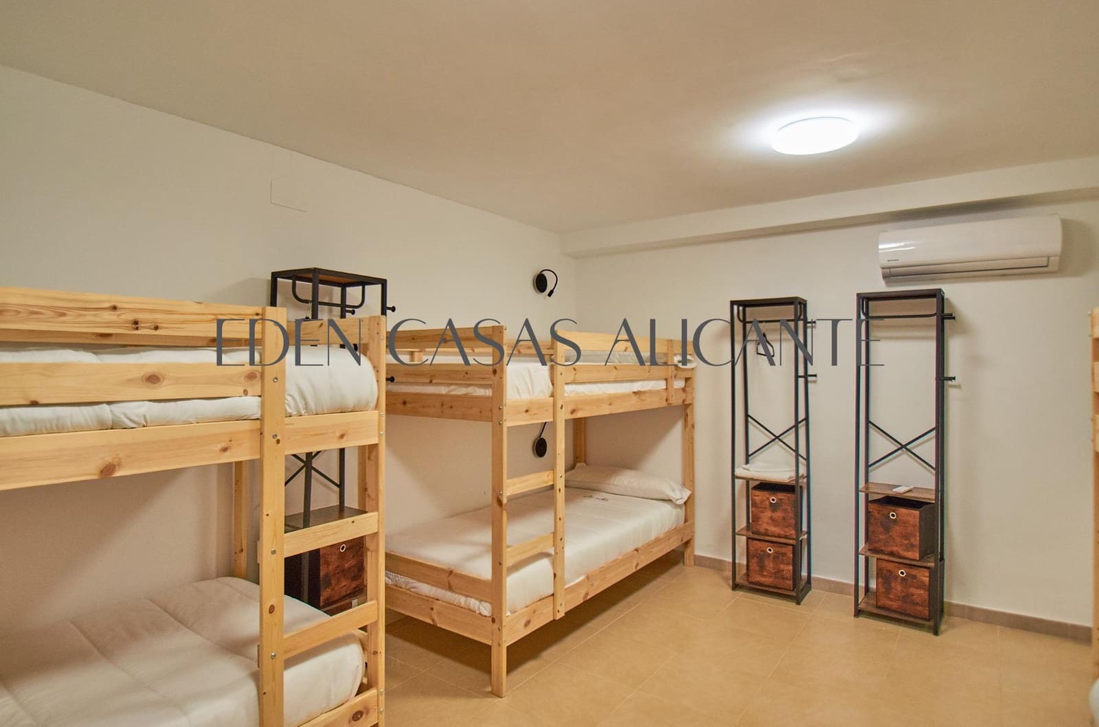 9 makuuhuone Huvila myytävänä paikassa Busot mukana uima-altaan - 1 500 000 € (Ref: 10017641)