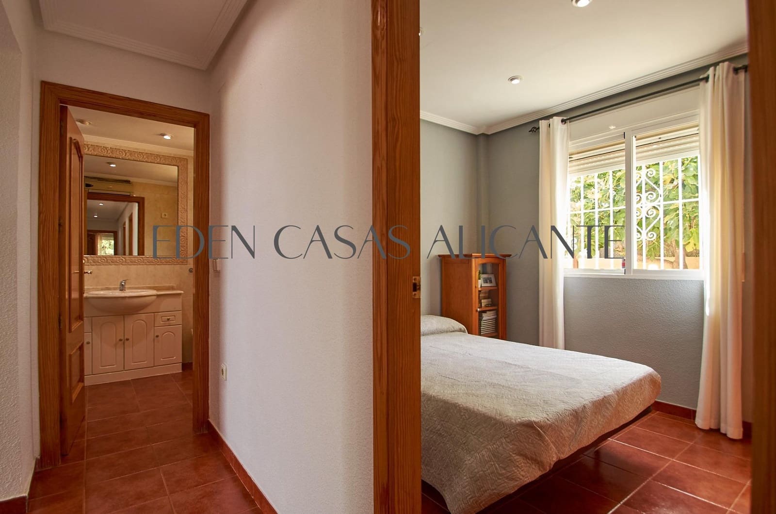 3 slaapkamer Villa te koop in Muchamiel / Mutxamel met zwembad - € 419.900 (Ref: 10047485)