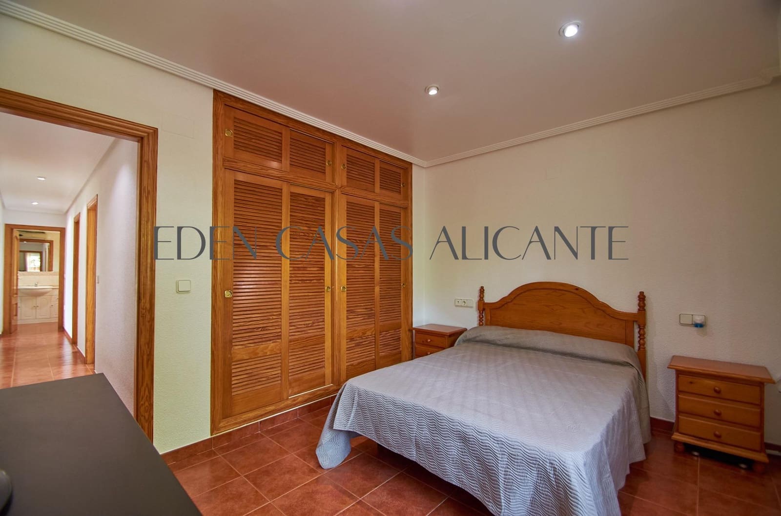 3 slaapkamer Villa te koop in Muchamiel / Mutxamel met zwembad - € 419.900 (Ref: 10047485)