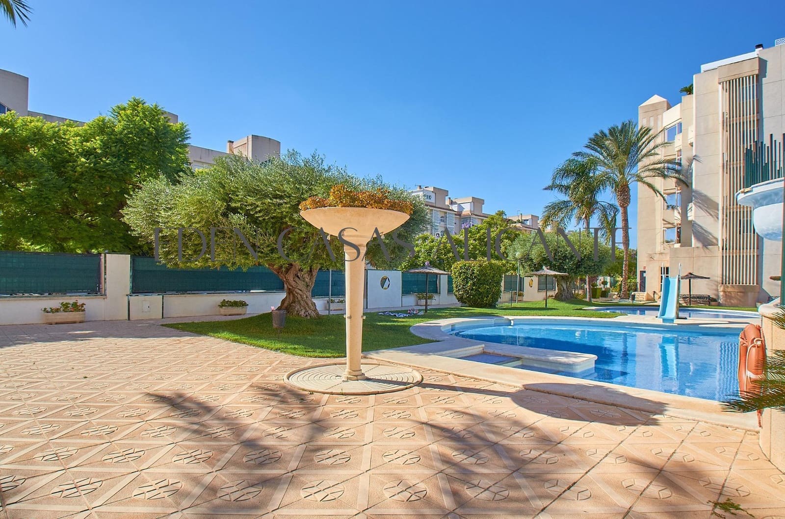 3 makuuhuone Asunto myytävänä paikassa Playa de San Juan mukana uima-altaan - 420 000 € (Ref: 10086354)