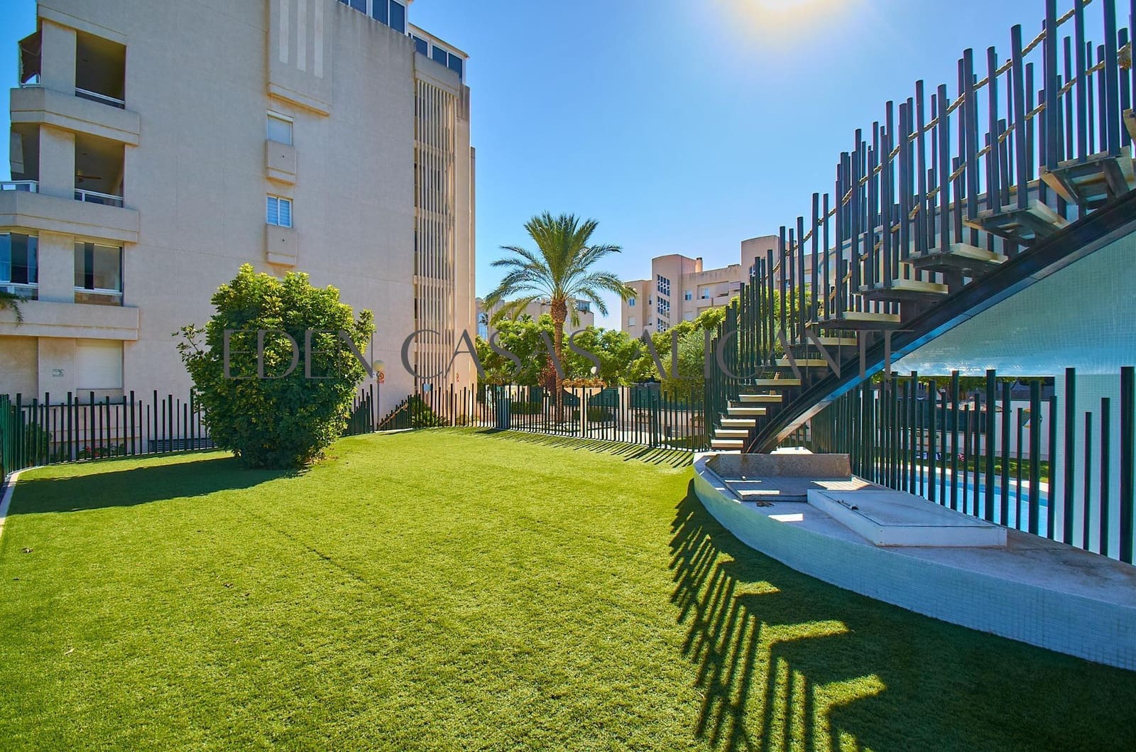 3 makuuhuone Asunto myytävänä paikassa Playa de San Juan mukana uima-altaan - 420 000 € (Ref: 10086354)