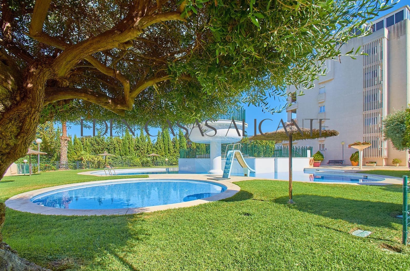 3 makuuhuone Asunto myytävänä paikassa Playa de San Juan mukana uima-altaan - 420 000 € (Ref: 10086354)