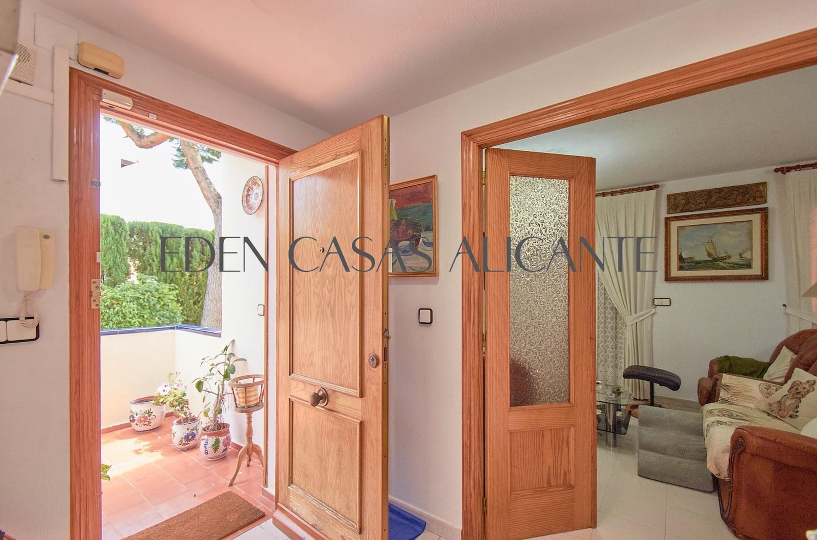 4 makuuhuone Bungalow myytävänä paikassa San Juan de Alicante / Sant Joan d'Alacant mukana 
autotalli - 550 000 € (Ref: 10100364)