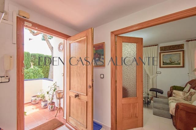 4 makuuhuone Bungalow myytävänä paikassa San Juan de Alicante / Sant Joan d'Alacant mukana 
autotalli - 550 000 € (Ref: 10100364)