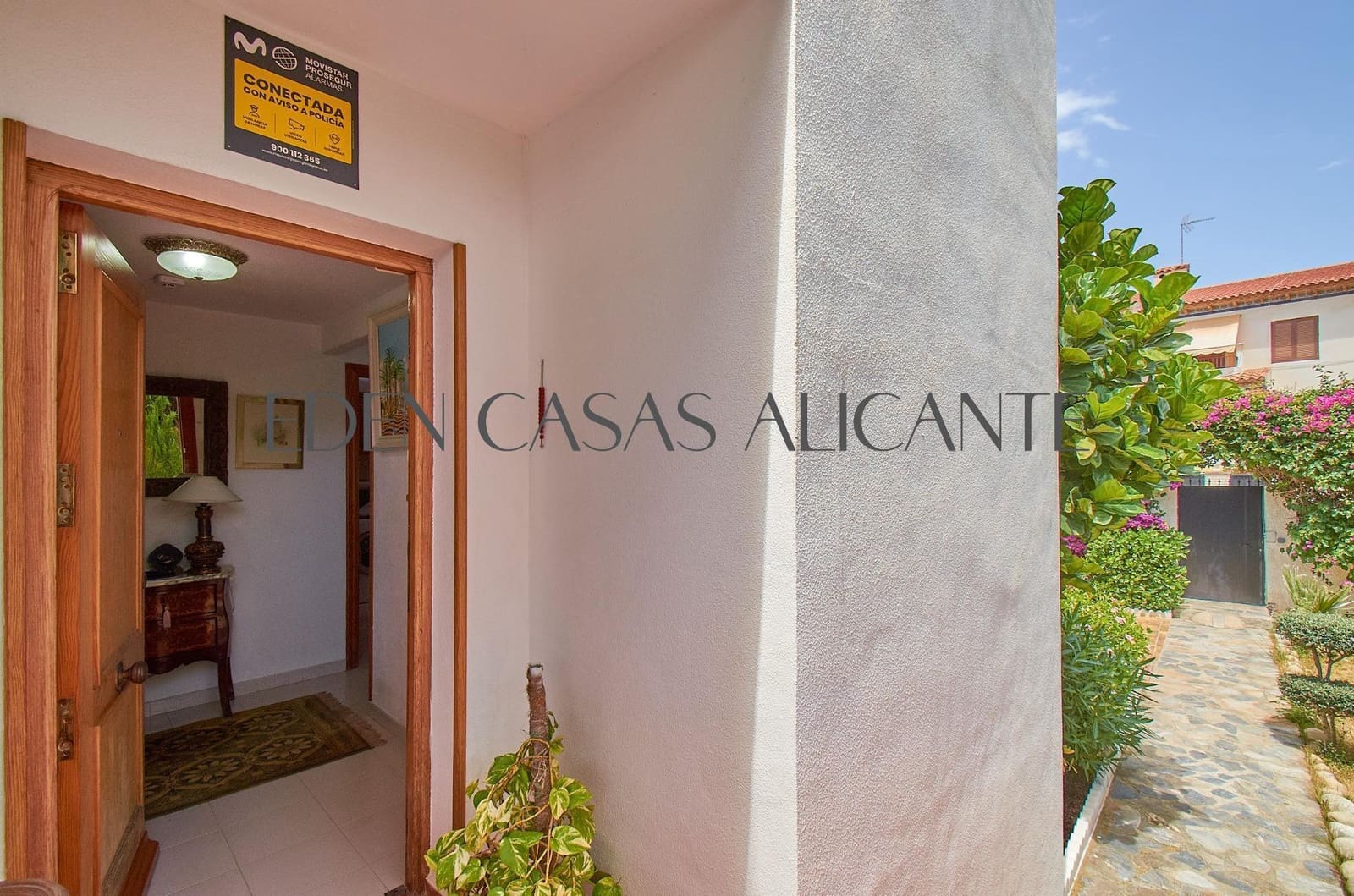 4 makuuhuone Bungalow myytävänä paikassa San Juan de Alicante / Sant Joan d'Alacant mukana 
autotalli - 550 000 € (Ref: 10100364)