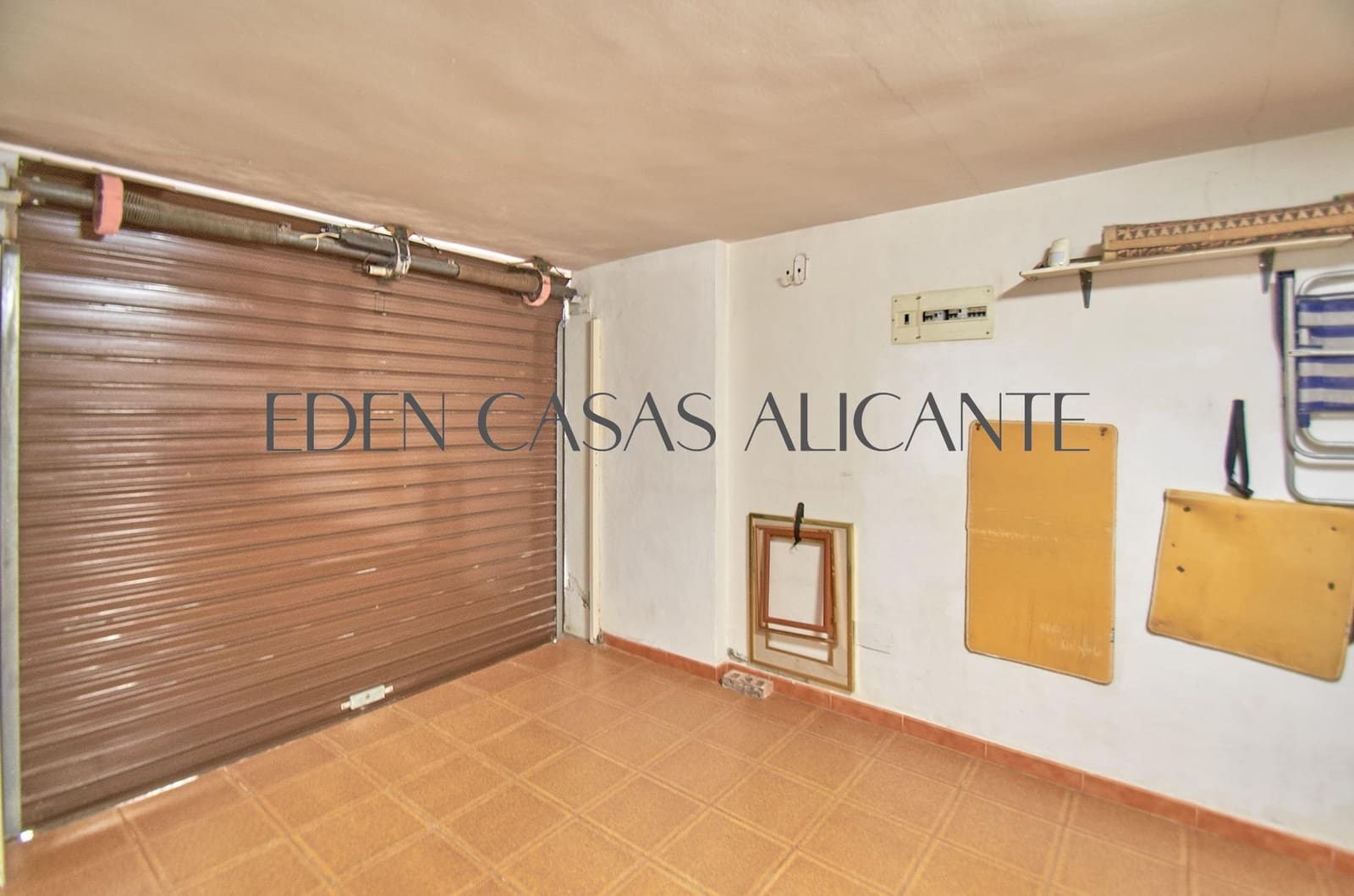 4 makuuhuone Bungalow myytävänä paikassa San Juan de Alicante / Sant Joan d'Alacant mukana 
autotalli - 550 000 € (Ref: 10100364)