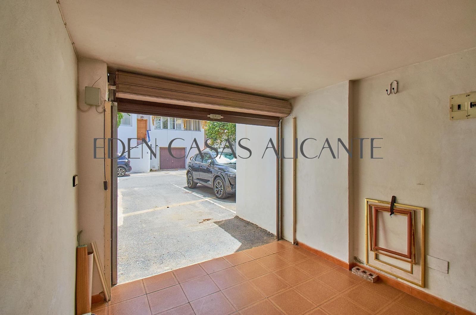 4 makuuhuone Bungalow myytävänä paikassa San Juan de Alicante / Sant Joan d'Alacant mukana 
autotalli - 550 000 € (Ref: 10100364)