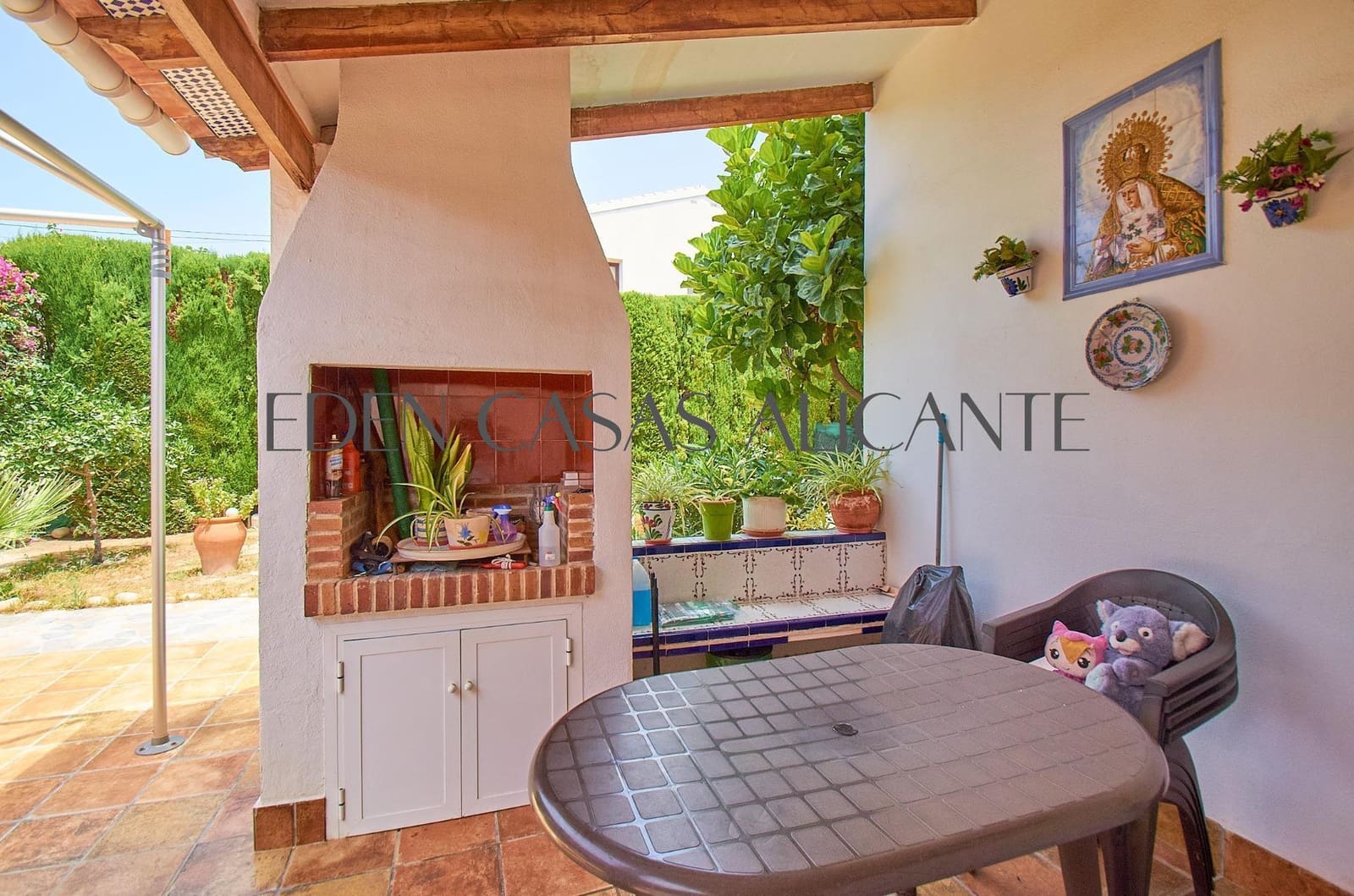 4 makuuhuone Bungalow myytävänä paikassa San Juan de Alicante / Sant Joan d'Alacant mukana 
autotalli - 550 000 € (Ref: 10100364)