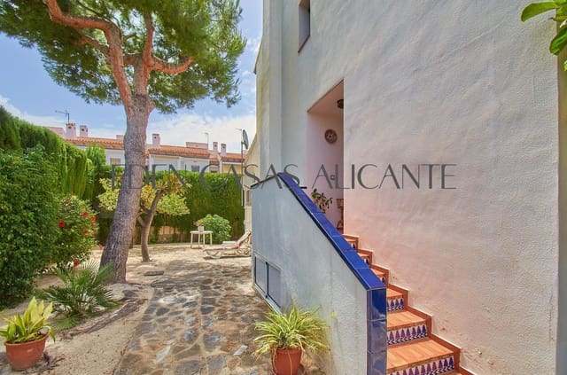 4 makuuhuone Bungalow myytävänä paikassa San Juan de Alicante / Sant Joan d'Alacant mukana 
autotalli - 550 000 € (Ref: 10100364)