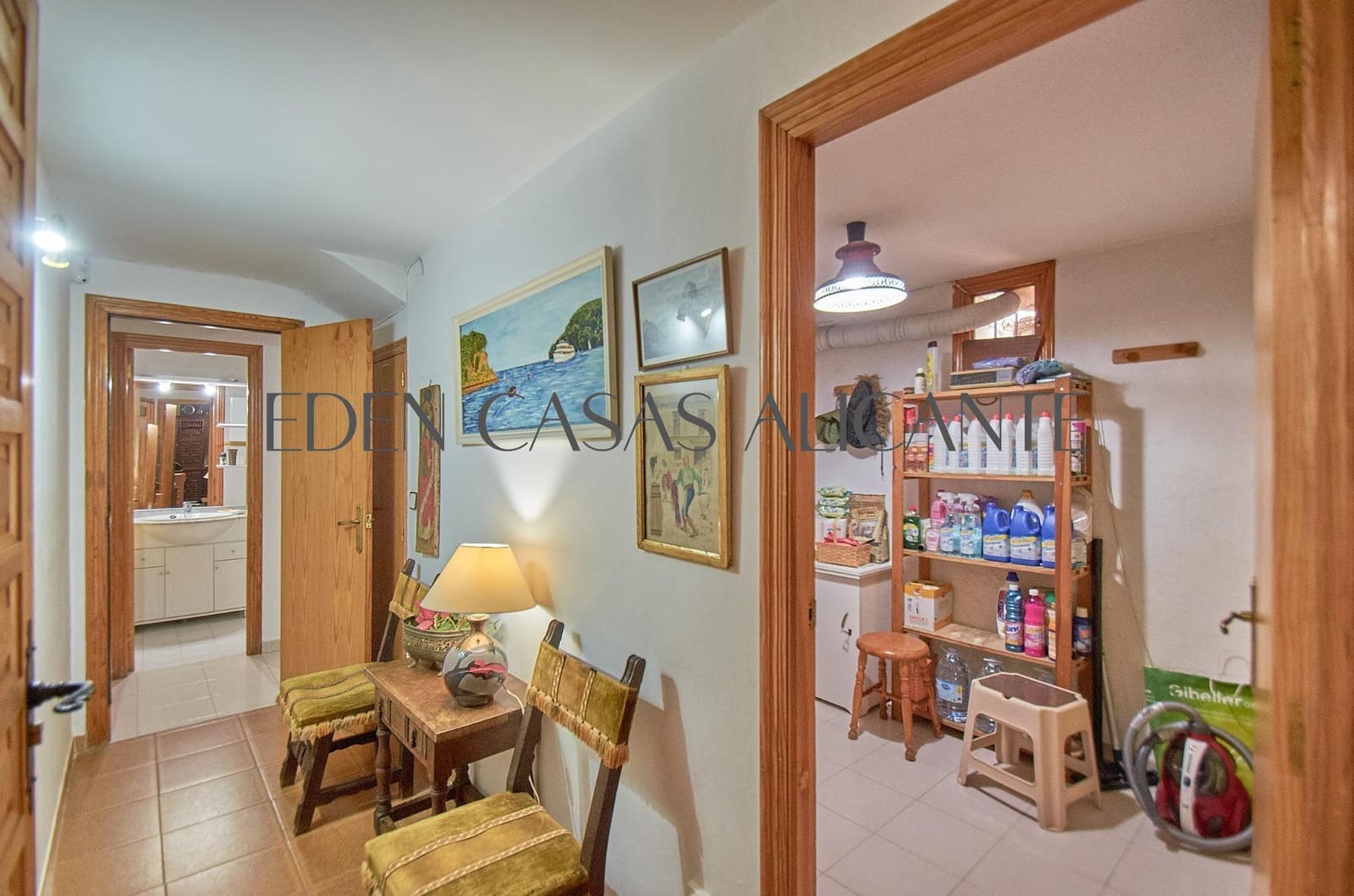 4 makuuhuone Bungalow myytävänä paikassa San Juan de Alicante / Sant Joan d'Alacant mukana 
autotalli - 550 000 € (Ref: 10100364)