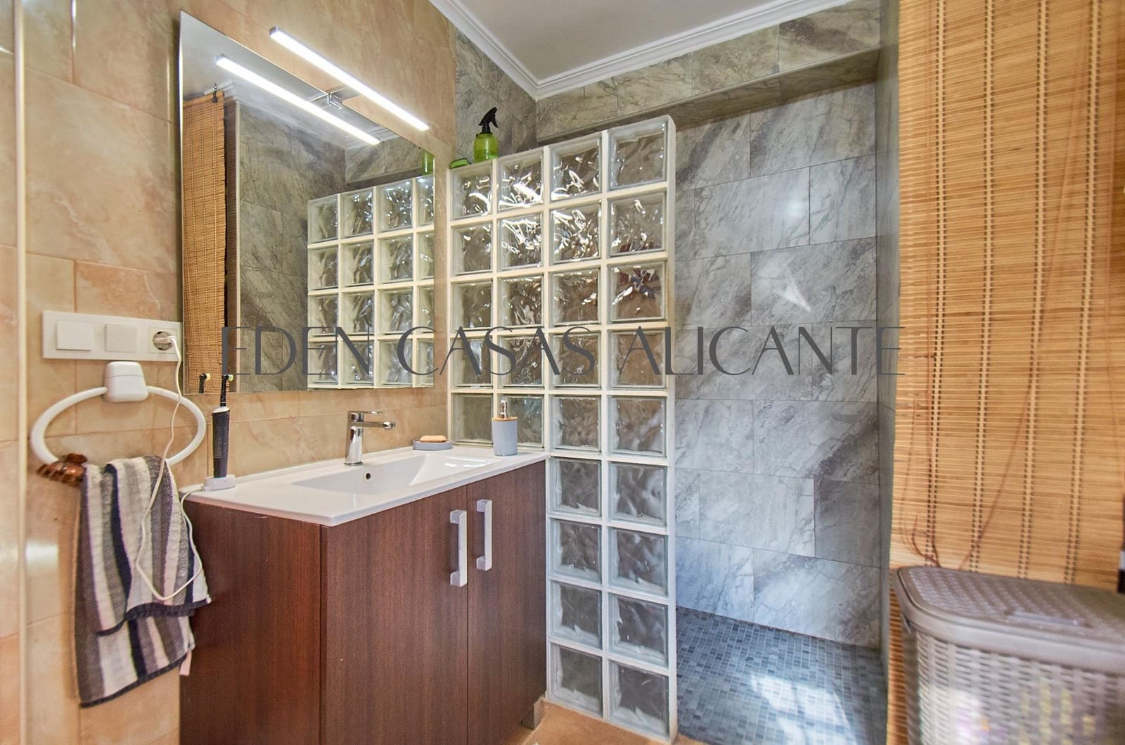 5 Zimmer Finca/Landgut zu verkaufen in Busot mit Pool Garage - 425.000 € (Ref: 10165187)