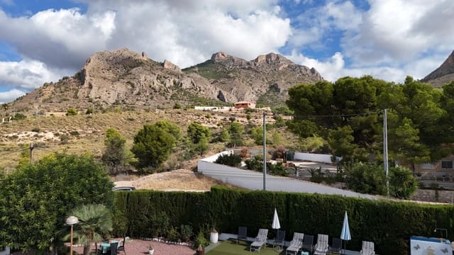 5 Zimmer Finca/Landgut zu verkaufen in Busot mit Pool Garage - 425.000 € (Ref: 10165187)