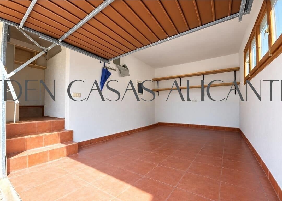 3 bedroom Villa for sale in Busot with pool garage - € 435,000 (Ref: 10168647)