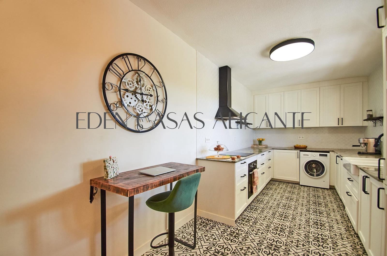 3 bedroom Villa for sale in Busot with pool garage - € 435,000 (Ref: 10168647)