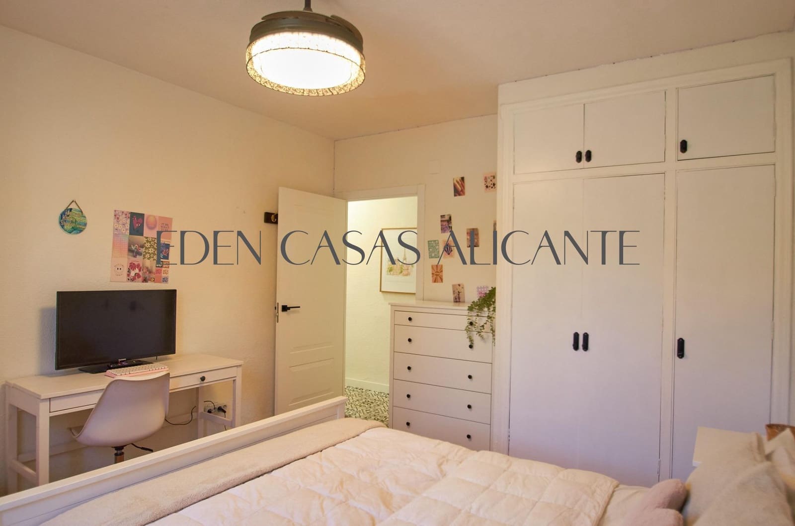 3 bedroom Villa for sale in Busot with pool garage - € 435,000 (Ref: 10168647)