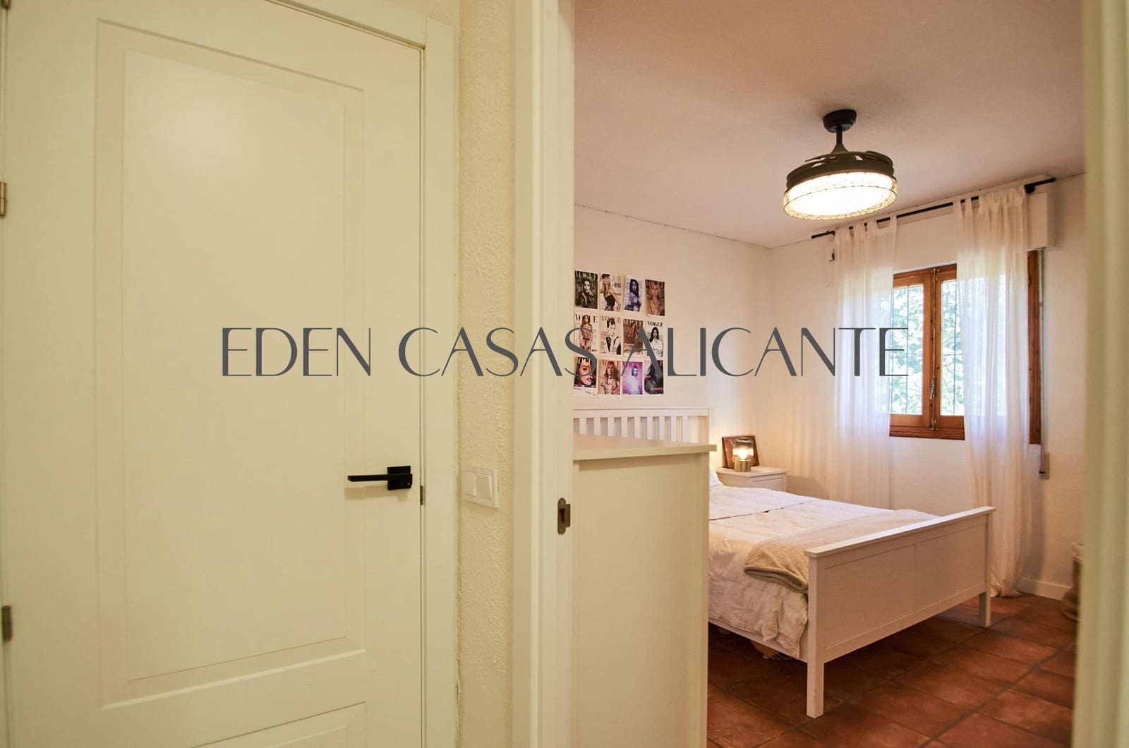 3 bedroom Villa for sale in Busot with pool garage - € 435,000 (Ref: 10168647)