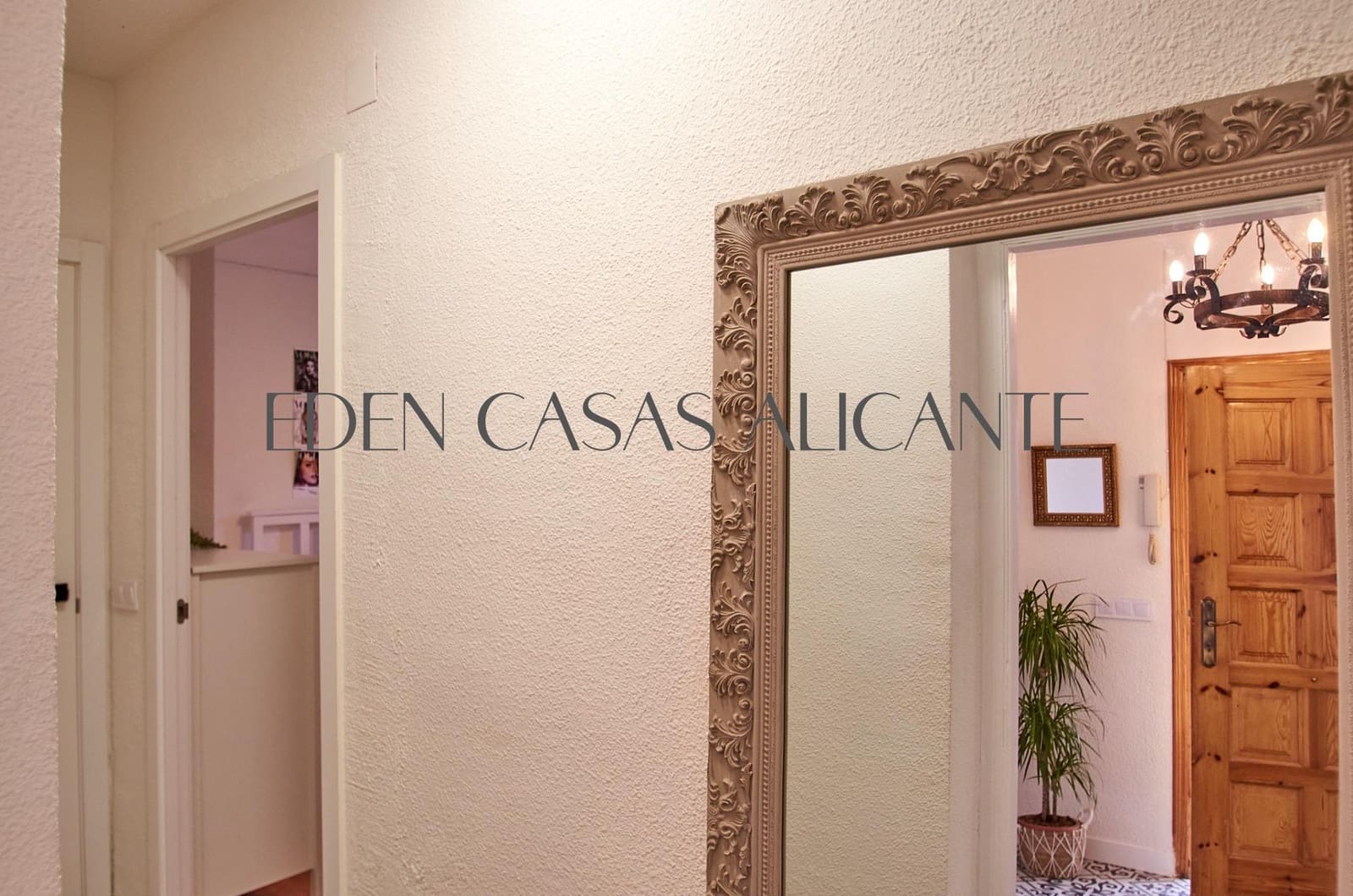 3 bedroom Villa for sale in Busot with pool garage - € 435,000 (Ref: 10168647)