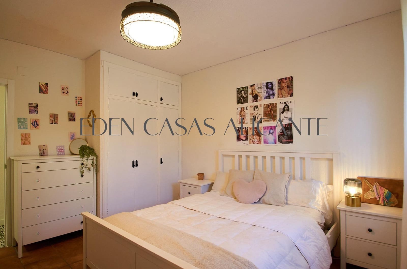 3 bedroom Villa for sale in Busot with pool garage - € 435,000 (Ref: 10168647)