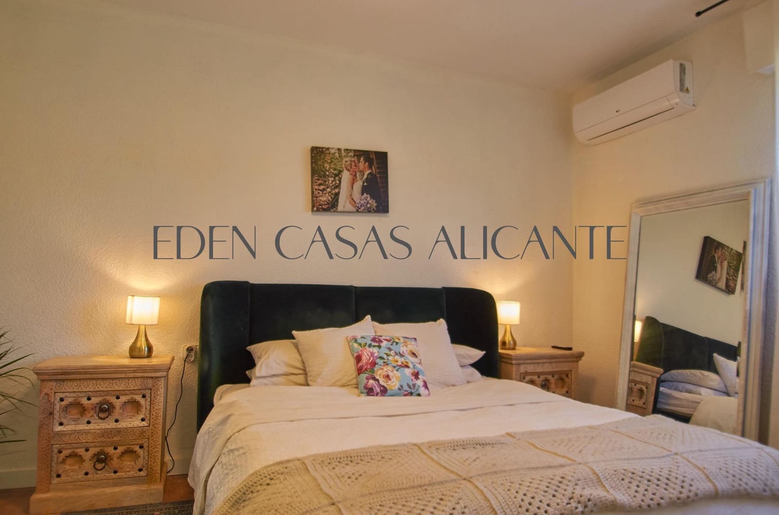 3 bedroom Villa for sale in Busot with pool garage - € 435,000 (Ref: 10168647)