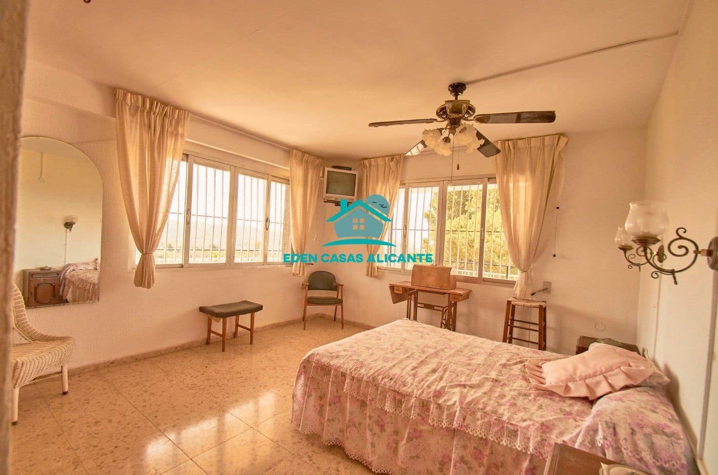 4 sovrum Finca/Hus på landet till salu i Busot med pool garage - 595 000 € (Ref: 7751597)