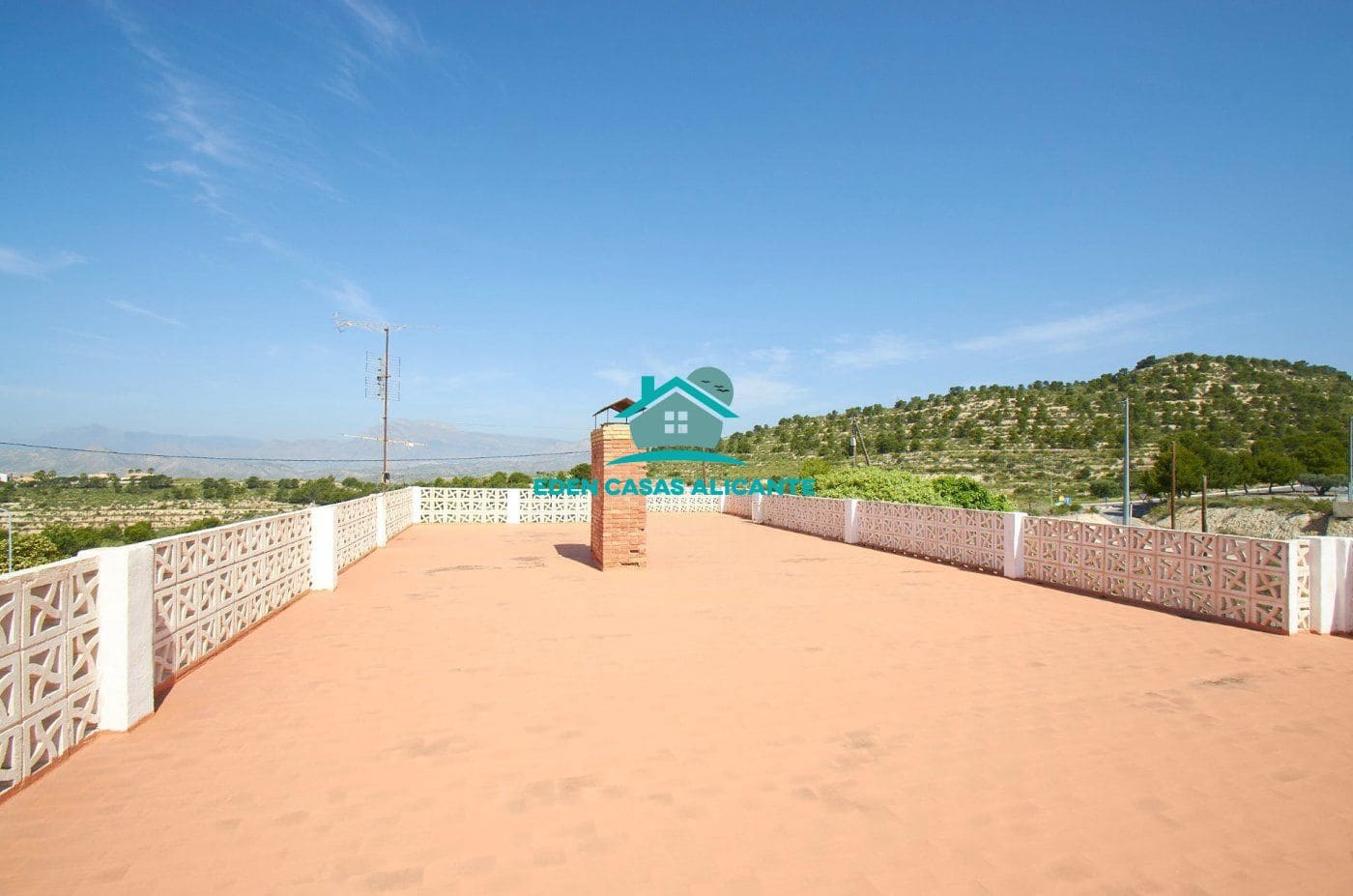 4 sovrum Finca/Hus på landet till salu i Busot med pool garage - 595 000 € (Ref: 7751597)