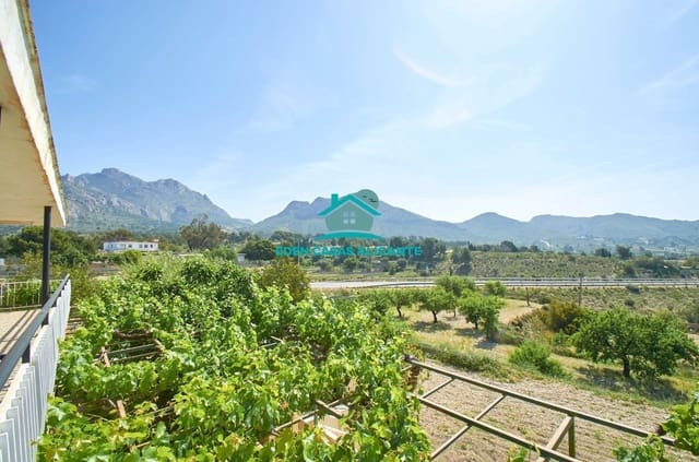 4 bedroom Finca/Country House for sale in Busot with pool garage - € 595,000 (Ref: 7751597)