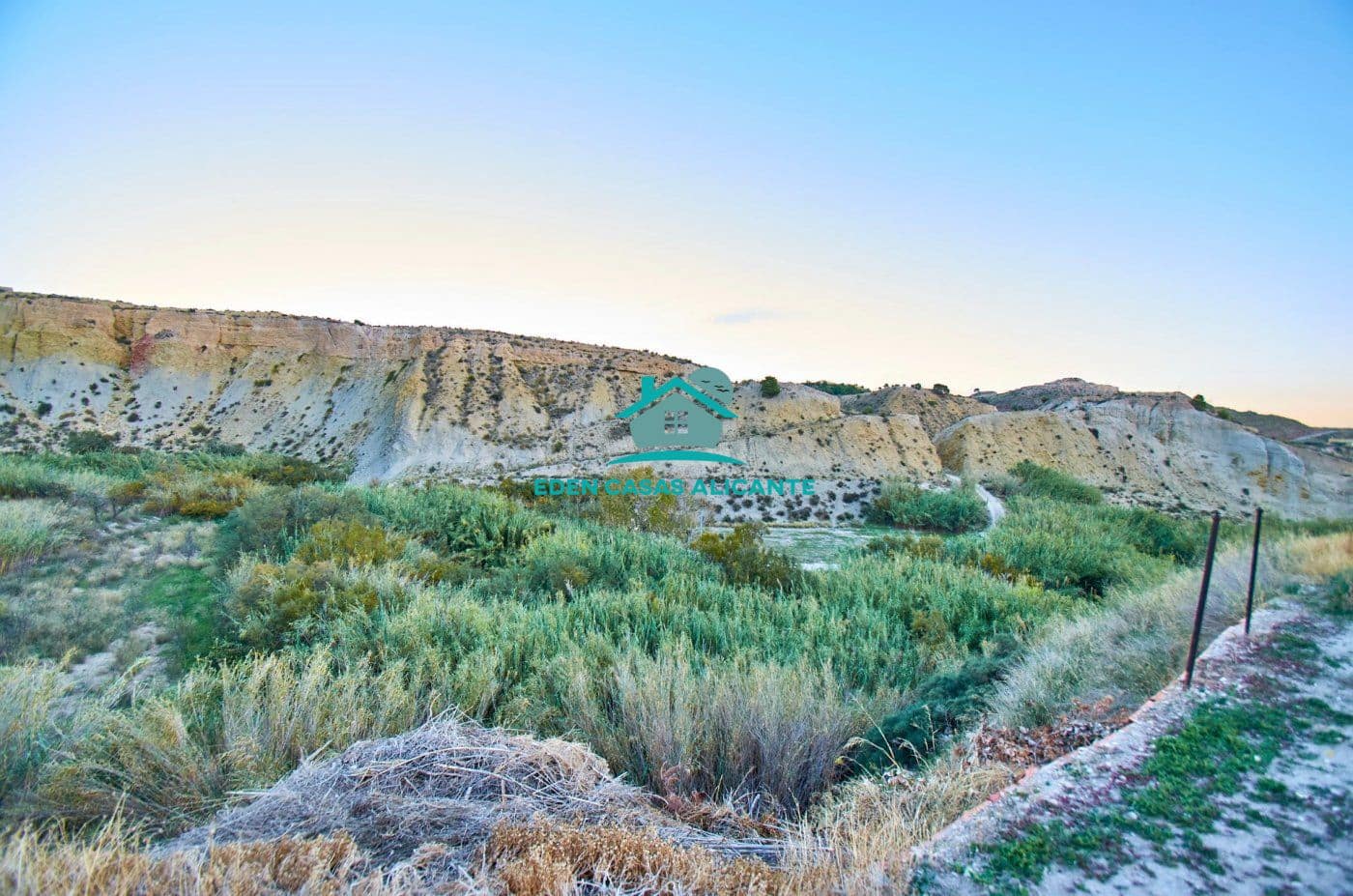 Grunde uden byggetilladelser til salg i Jijona / Xixona - € 65.000 (Ref: 7751622)