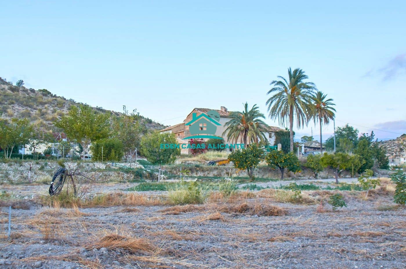 Grunde uden byggetilladelser til salg i Jijona / Xixona - € 65.000 (Ref: 7751622)