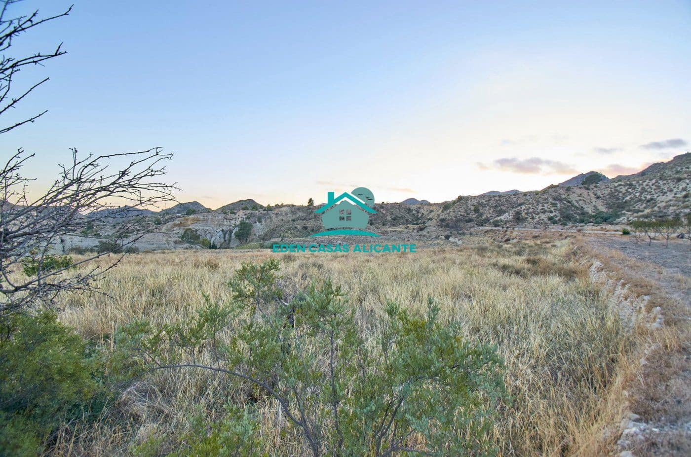 Grunde uden byggetilladelser til salg i Jijona / Xixona - € 65.000 (Ref: 7751622)