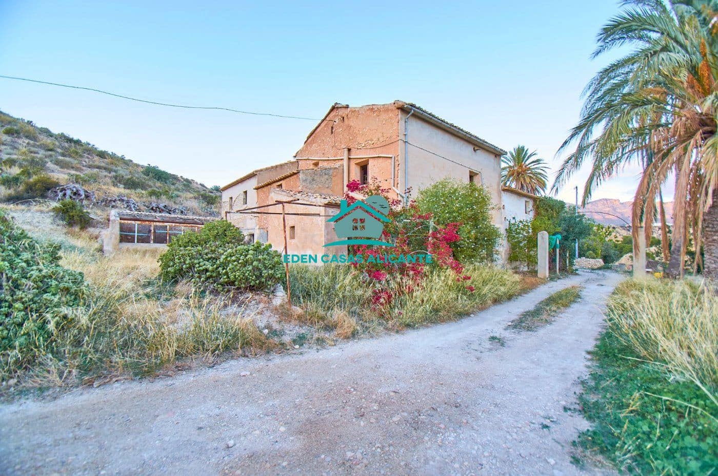 Grunde uden byggetilladelser til salg i Jijona / Xixona - € 65.000 (Ref: 7751622)