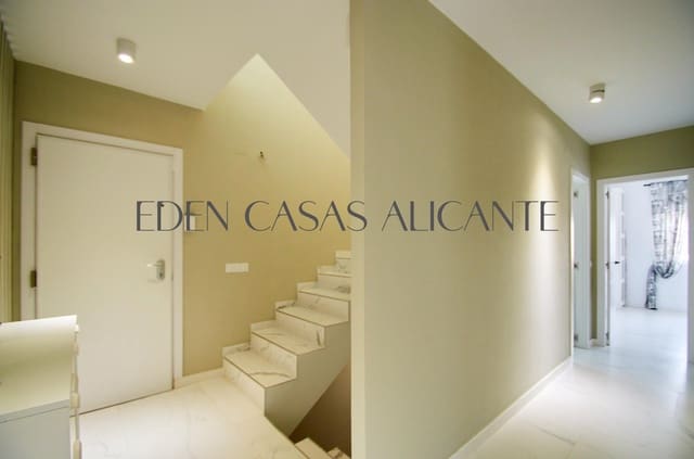 4 chambre Villa/Maison à vendre à Busot avec piscine - 525 000 € (Ref: 7773663)