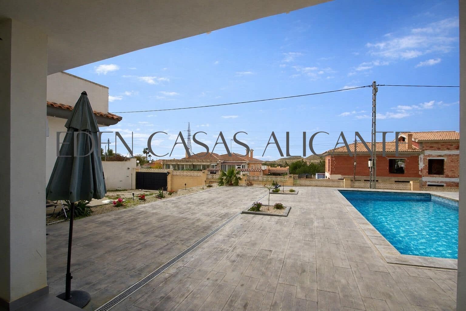 4 chambre Villa/Maison à vendre à Busot avec piscine - 525 000 € (Ref: 7773663)