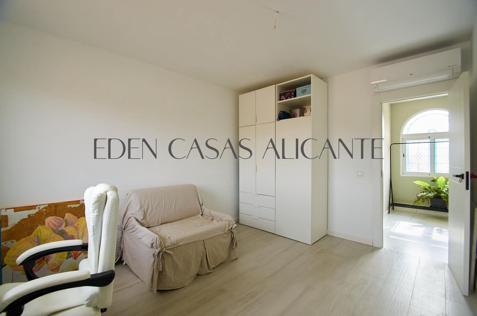 4 chambre Villa/Maison à vendre à Busot avec piscine - 525 000 € (Ref: 7773663)