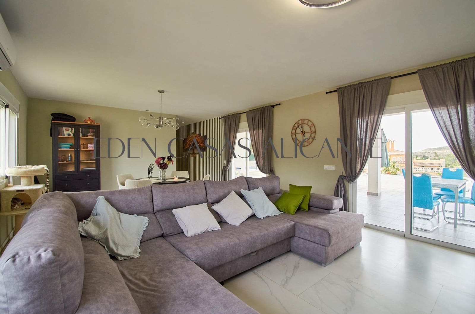 4 chambre Villa/Maison à vendre à Busot avec piscine - 525 000 € (Ref: 7773663)