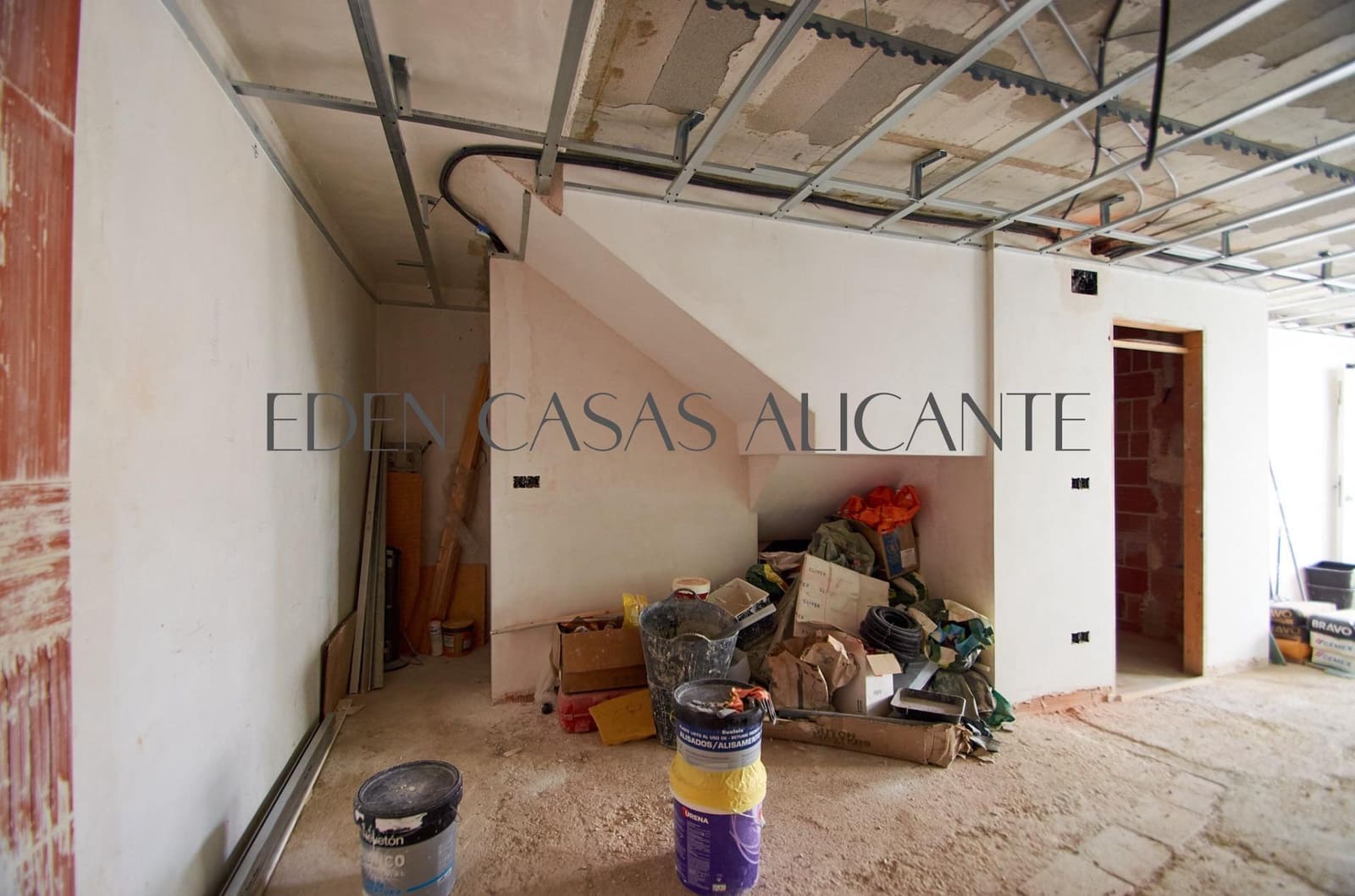 4 chambre Villa/Maison à vendre à Busot avec piscine - 525 000 € (Ref: 7773663)