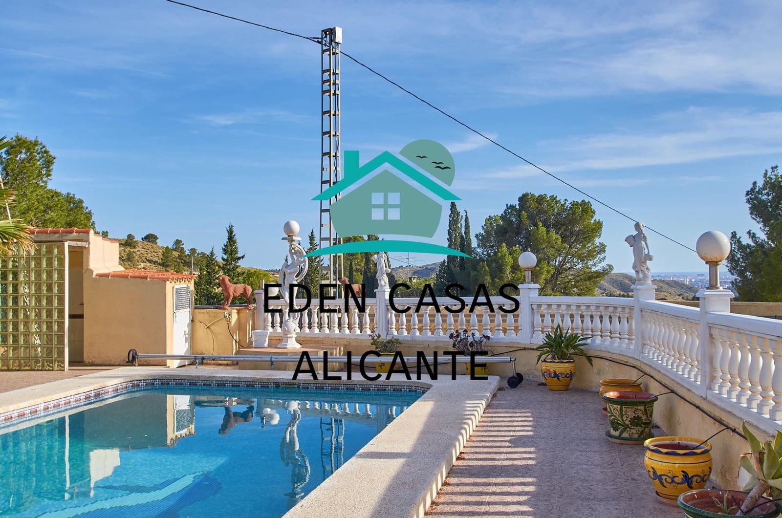 4 slaapkamer Villa te koop in El Campello met zwembad garage - € 385.000 (Ref: 8252116)