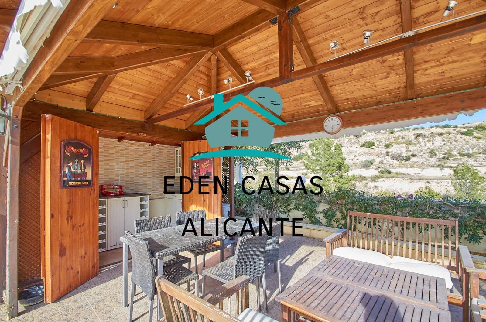 4 slaapkamer Villa te koop in El Campello met zwembad garage - € 385.000 (Ref: 8252116)