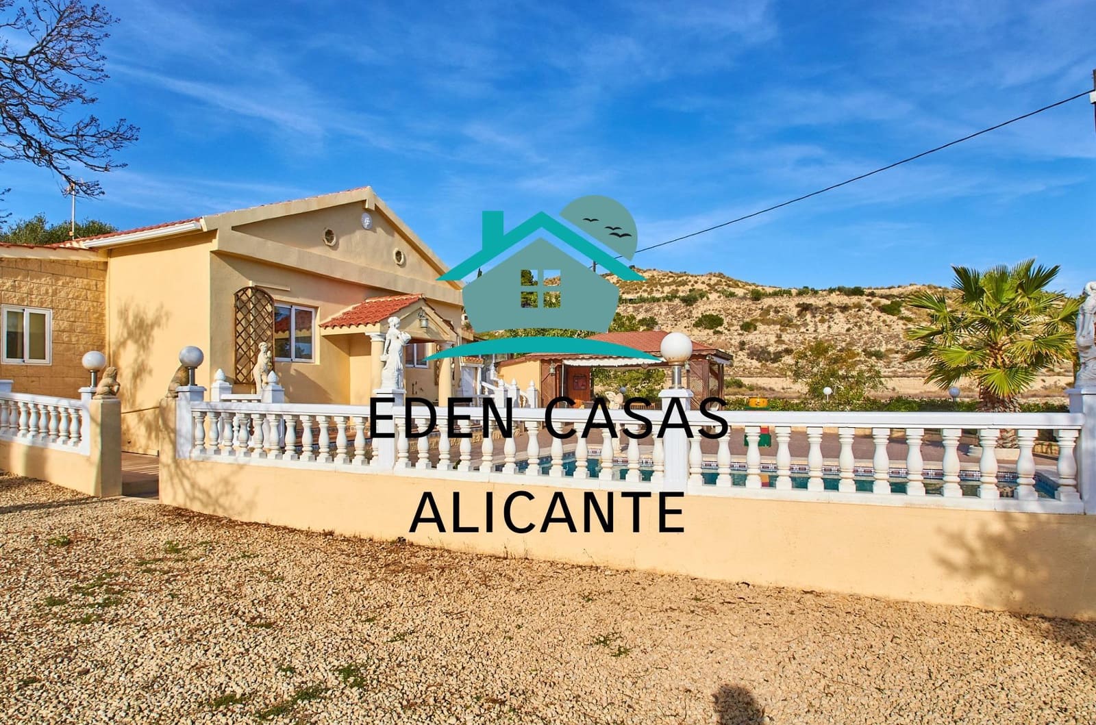 4 slaapkamer Villa te koop in El Campello met zwembad garage - € 385.000 (Ref: 8252116)
