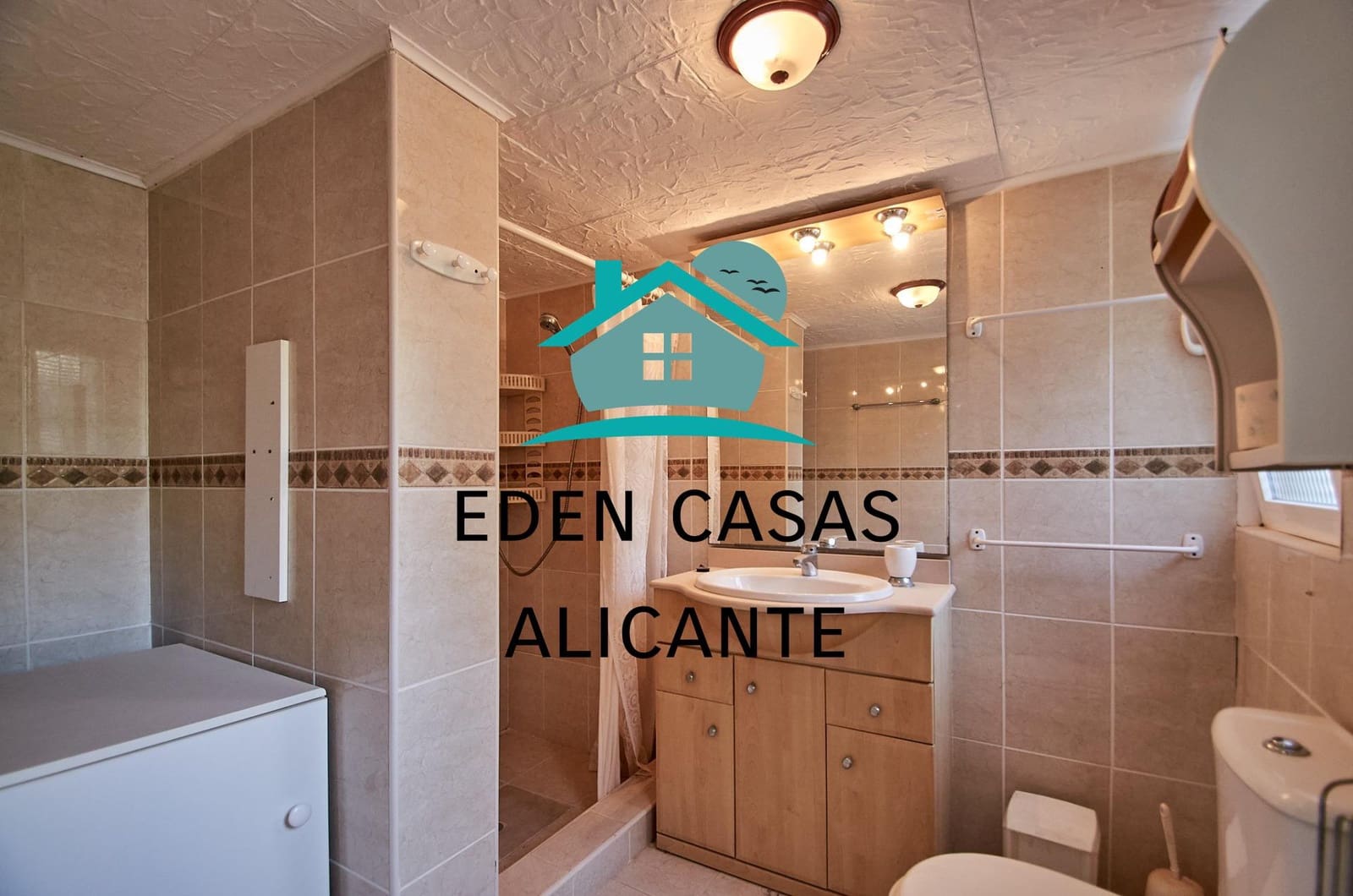 4 slaapkamer Villa te koop in El Campello met zwembad garage - € 385.000 (Ref: 8252116)