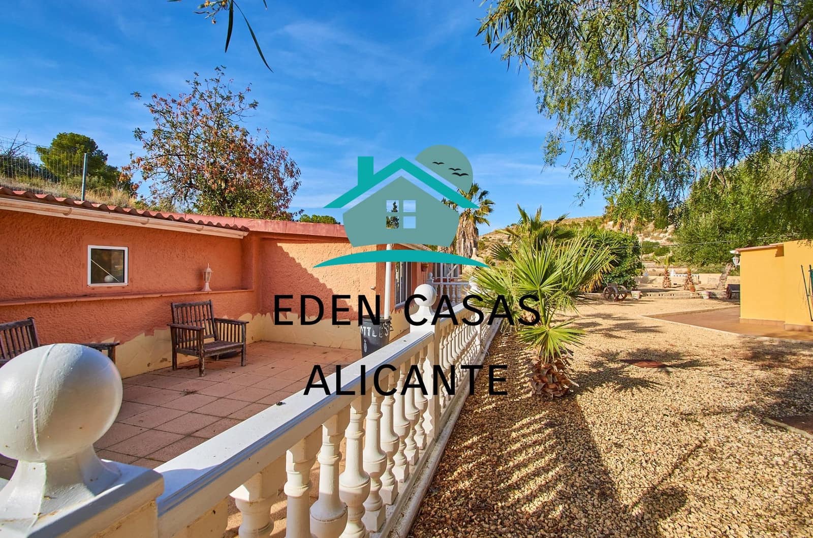 4 slaapkamer Villa te koop in El Campello met zwembad garage - € 385.000 (Ref: 8252116)