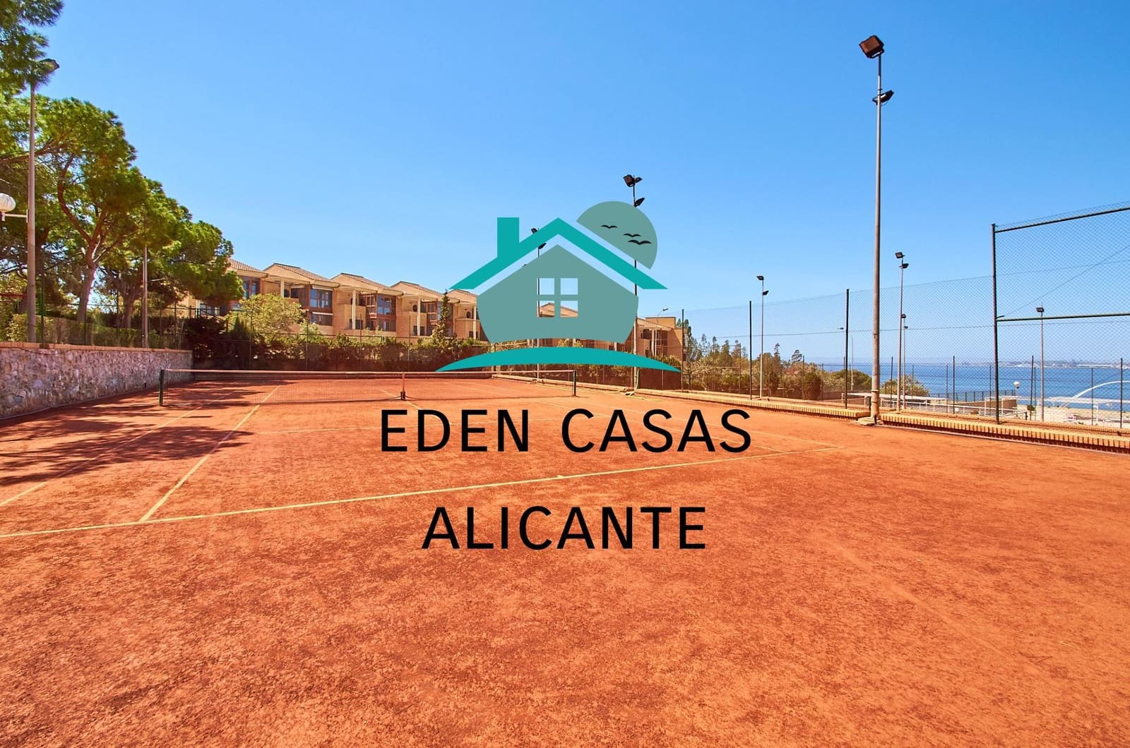 4 soveværelse Lejlighed til salg i Playa de San Juan med swimmingpool - € 635.000 (Ref: 8333906)