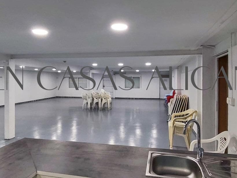 4 chambre Appartement à vendre à Playa de San Juan avec piscine - 620 000 € (Ref: 8333906)