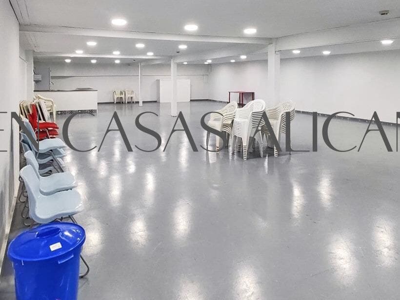 4 chambre Appartement à vendre à Playa de San Juan avec piscine - 620 000 € (Ref: 8333906)