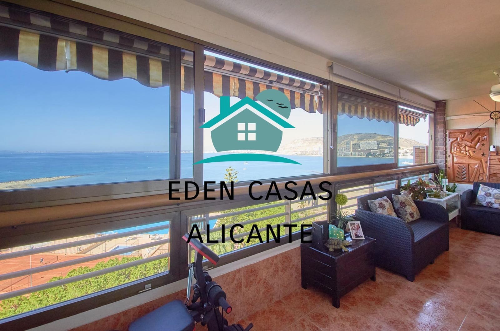 4 chambre Appartement à vendre à Playa de San Juan avec piscine - 620 000 € (Ref: 8333906)
