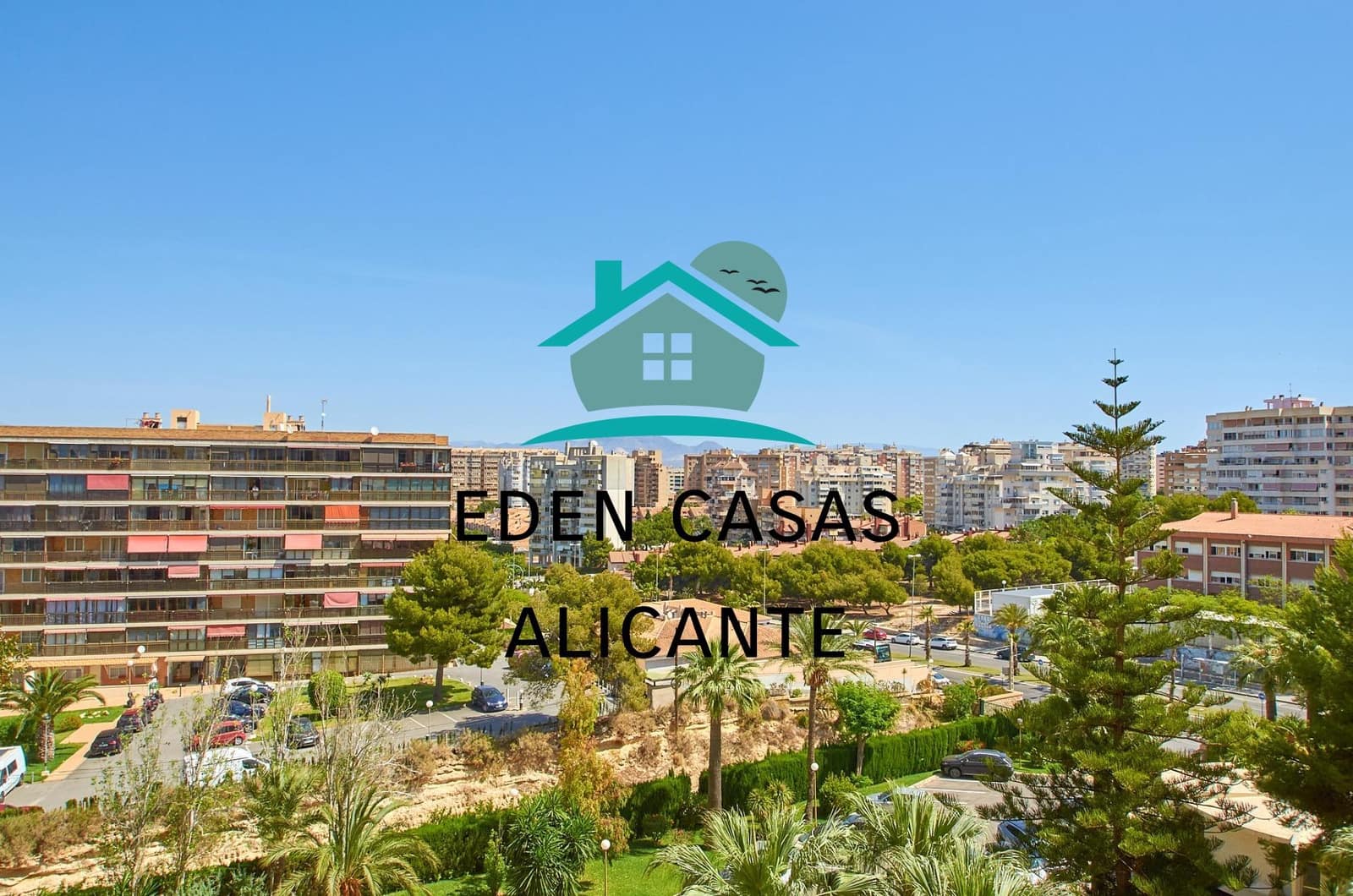 4 chambre Appartement à vendre à Playa de San Juan avec piscine - 620 000 € (Ref: 8333906)