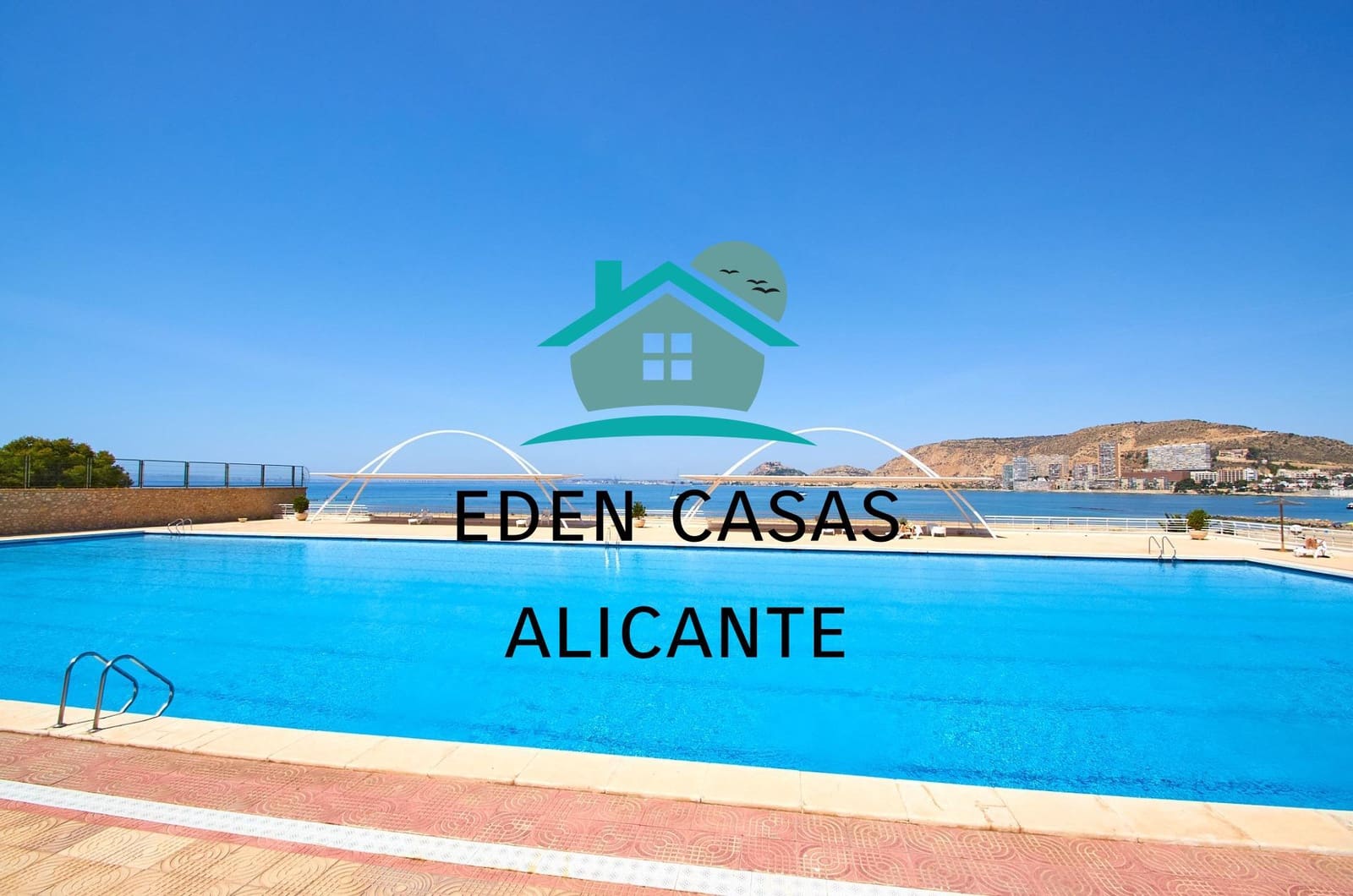 4 chambre Appartement à vendre à Playa de San Juan avec piscine - 620 000 € (Ref: 8333906)