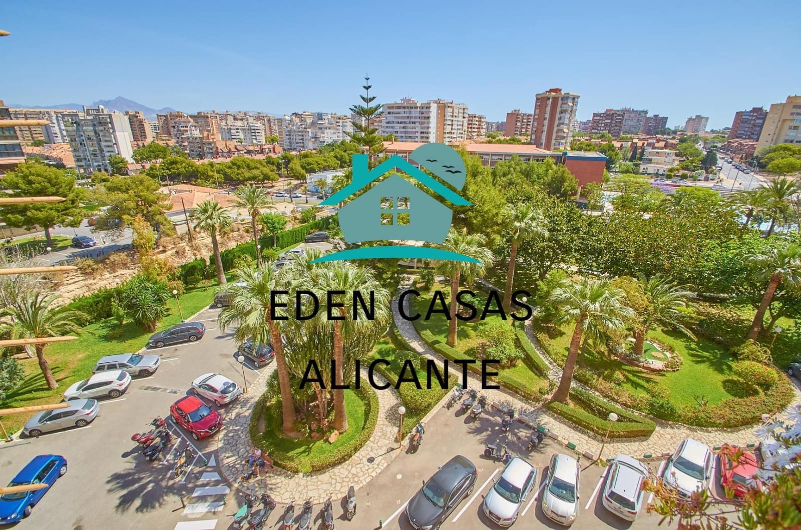 4 chambre Appartement à vendre à Playa de San Juan avec piscine - 620 000 € (Ref: 8333906)